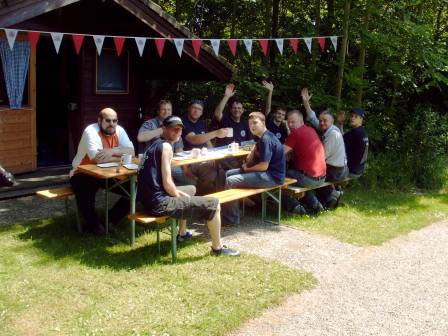 ...und geselliges Beisammensein. [Foto : Richard]