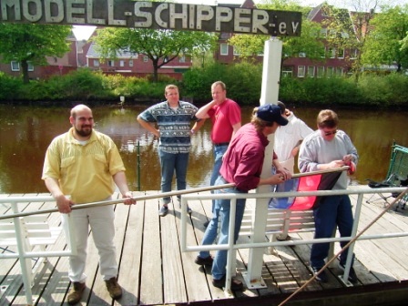 Die letzten Vorbereitungen fr das Anschippern laufen.
