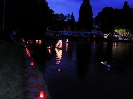 Gut ein Dutzend beleuchteter Modelle sorgen fr eine fantastische Stimmung... [Foto : TW]